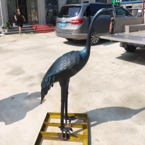 garden crane sculpture