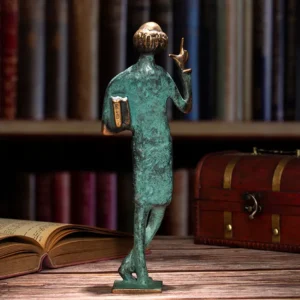 bookworm statue