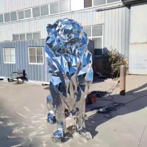 Geometric mirror stainless steel lion sculpture