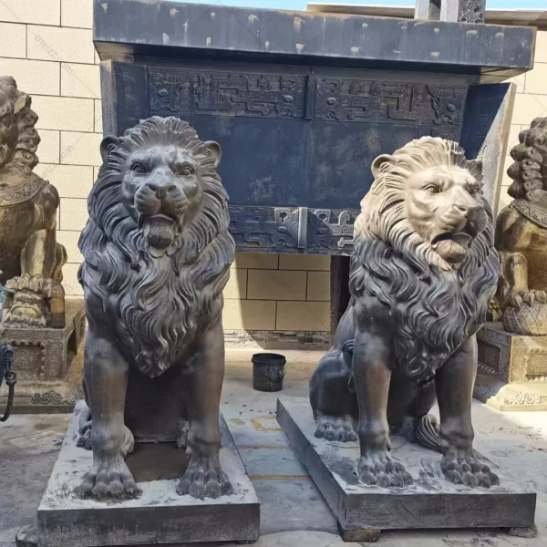 Lion Statues for Driveway