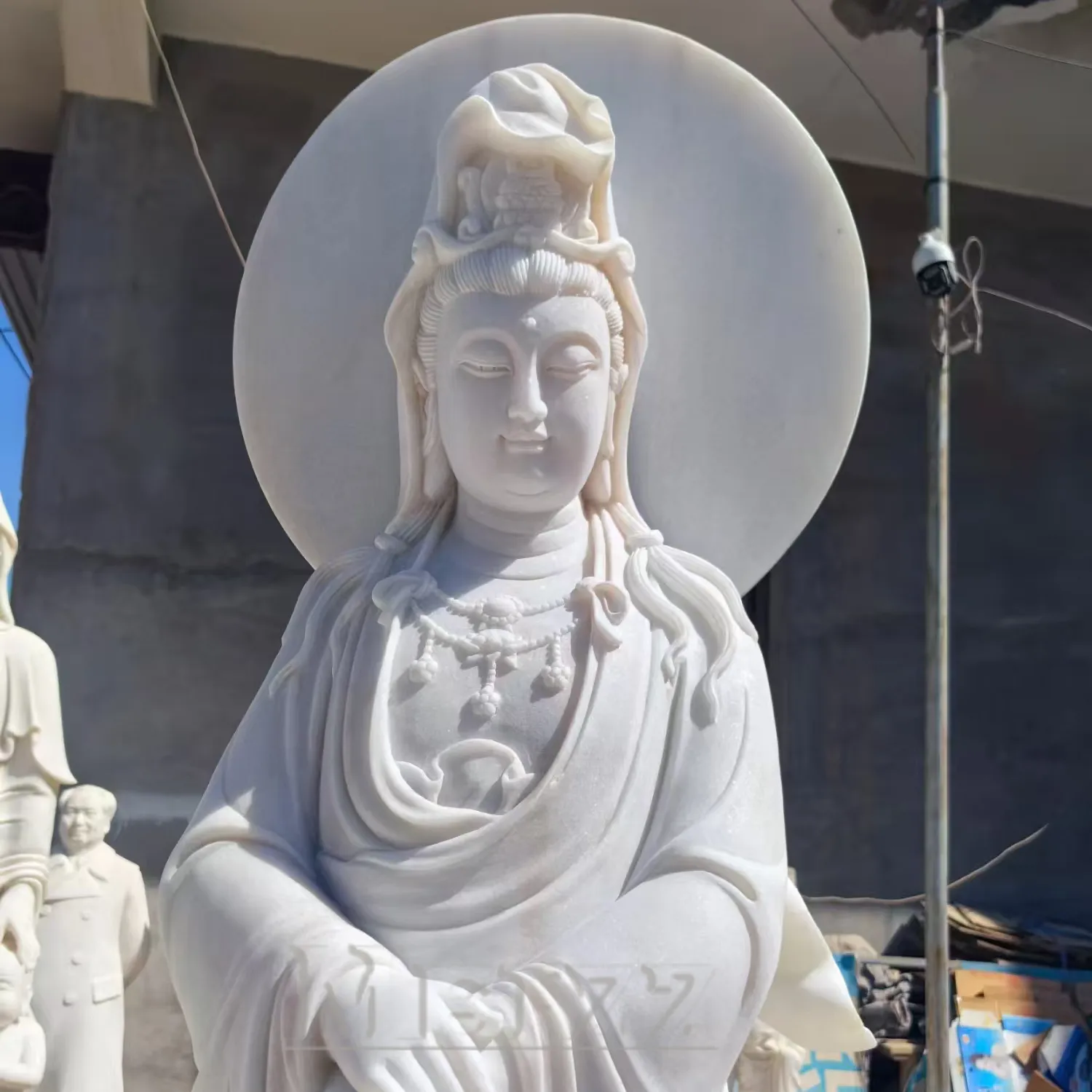 Guan Yin Buddha Statue