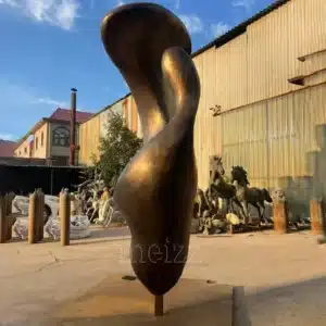 abstract sculpture decor 3