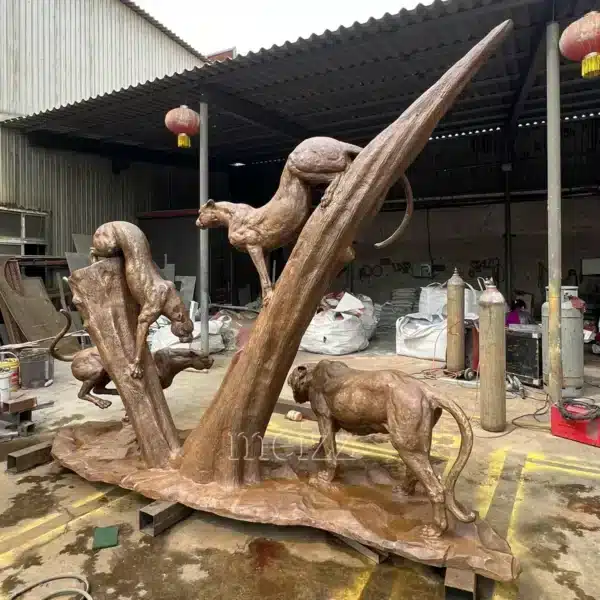 Bronze Cheetah Sculpture