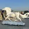 High-Quality Life-Size Fiberglass Running Horse Statues for Sale