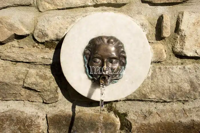 Mask Fountain