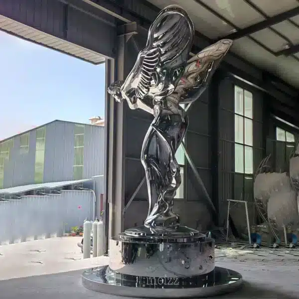 mirror polished stainless steel sculpture