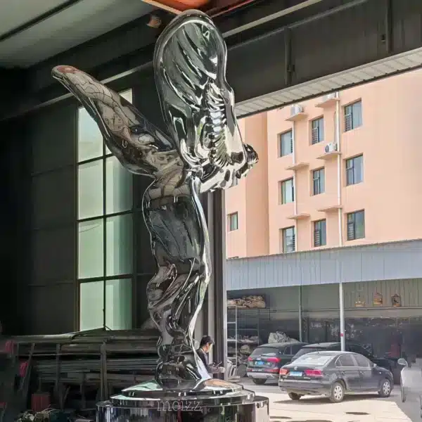 mirror polished stainless steel sculpture