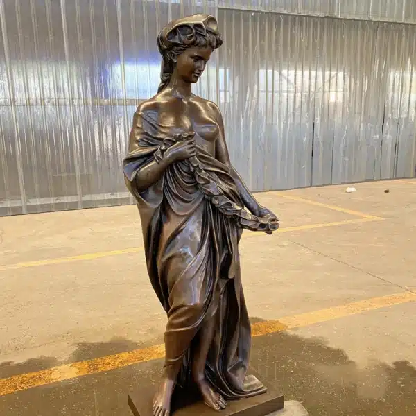 European goddess sculpture (3) European goddess sculpture