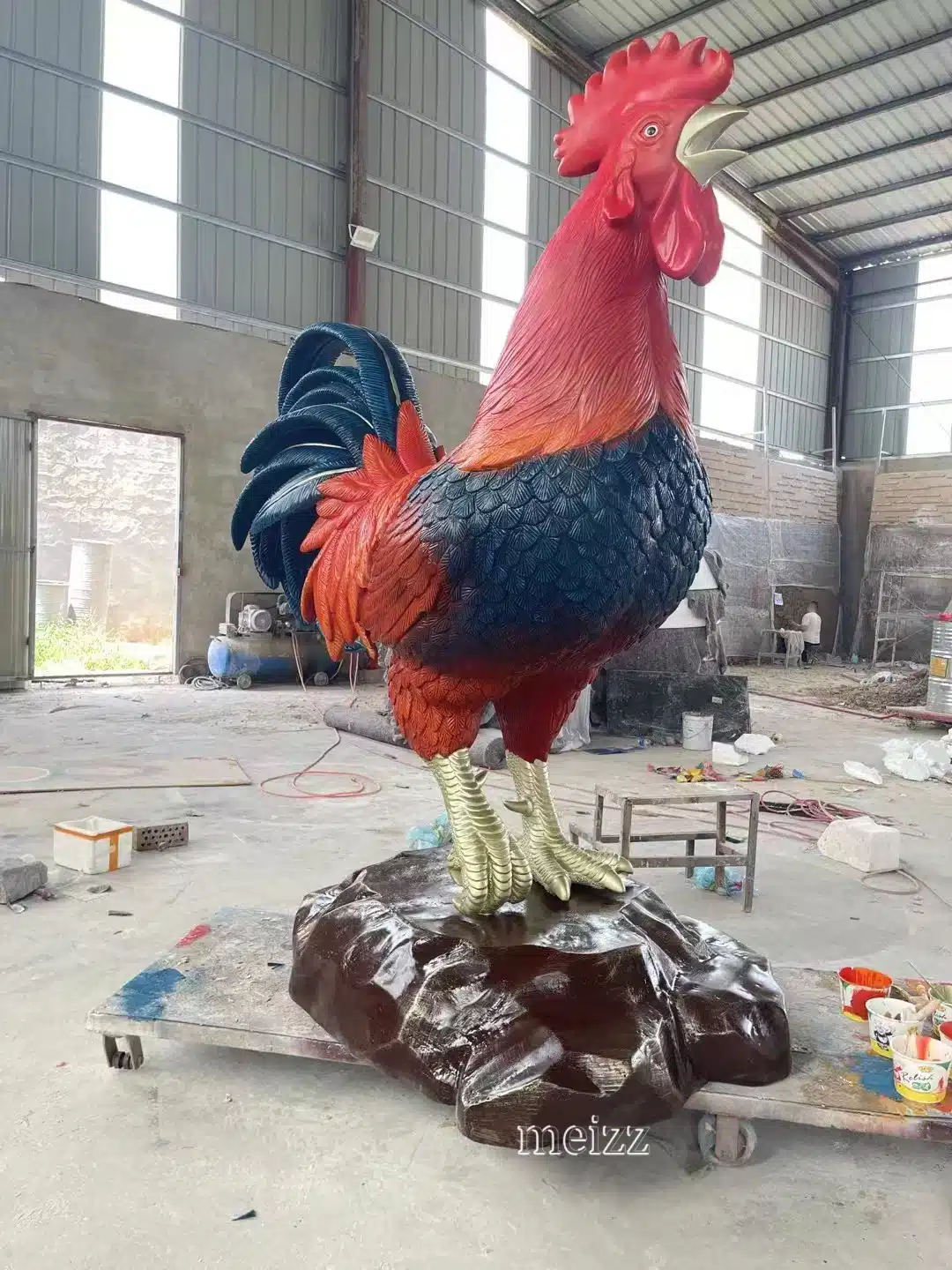 Giant 6 Foot Rooster Statue (2) Giant 6 Foot Rooster Statue
