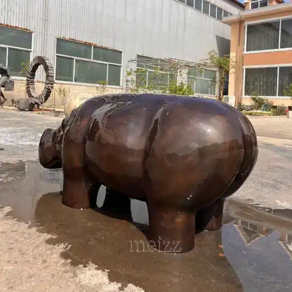 Bronze Hippo Sculpture (1) Bronze Hippo Sculpture