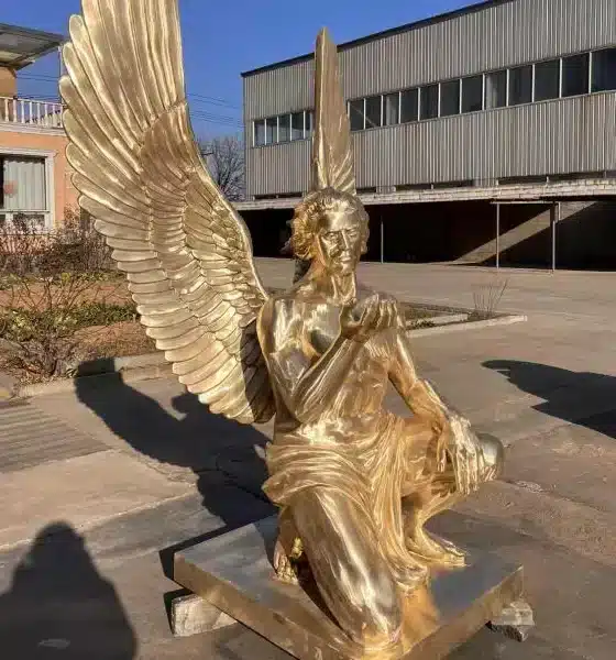 Kneeling Male Angel Statue