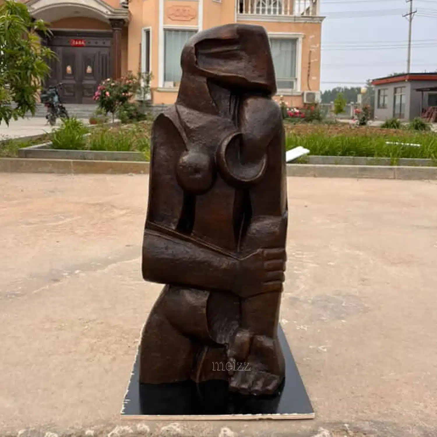 Modern Cubist Sculpture (1) Modern Cubist Sculpture