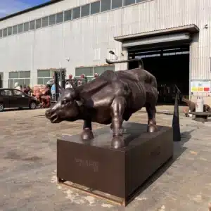 bull market sculpture1