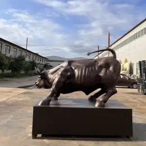 bull market sculpture3