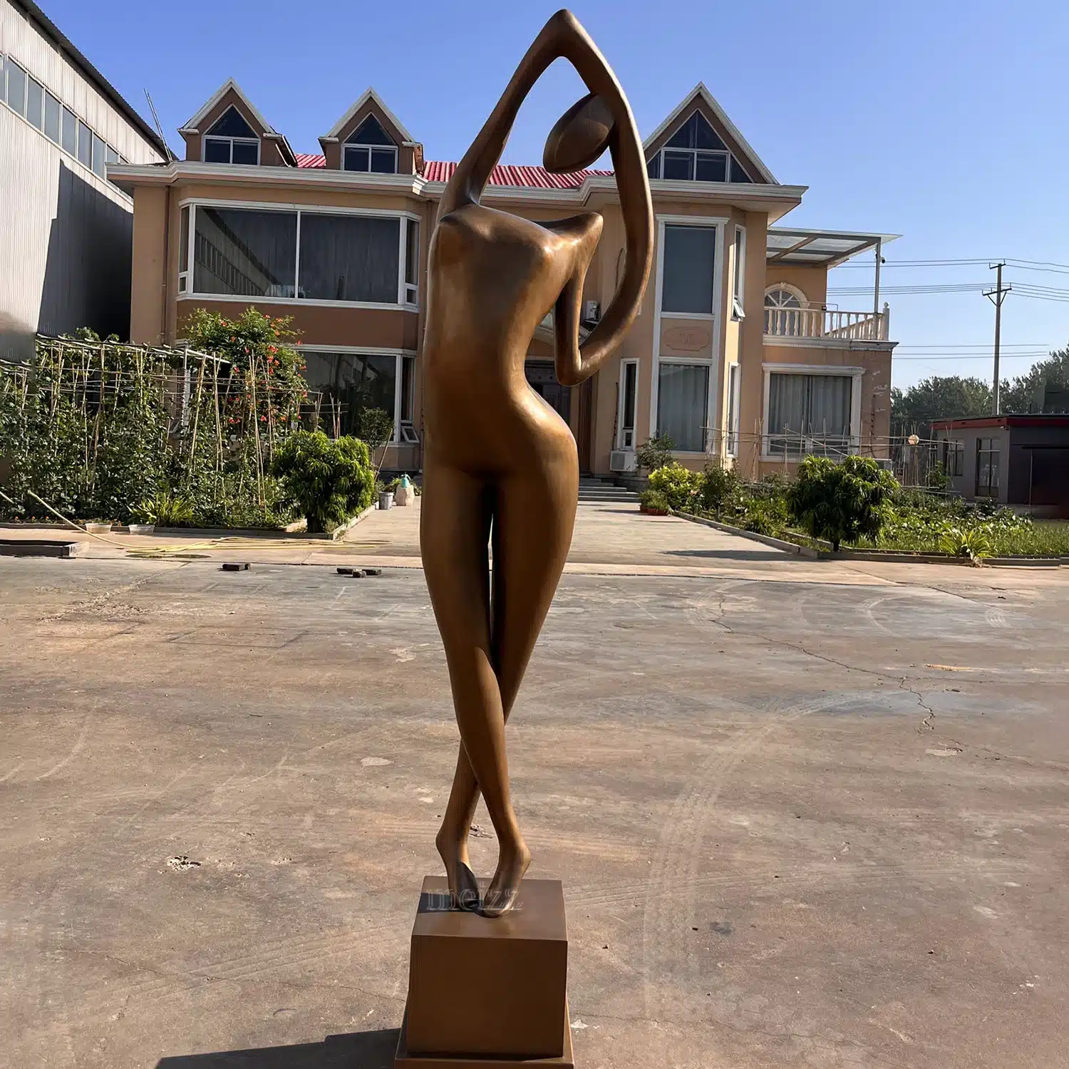 bronze abstract woman sculpture bronze abstract woman sculpture