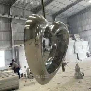 heart art sculpture 3 Heart Art Sculpture