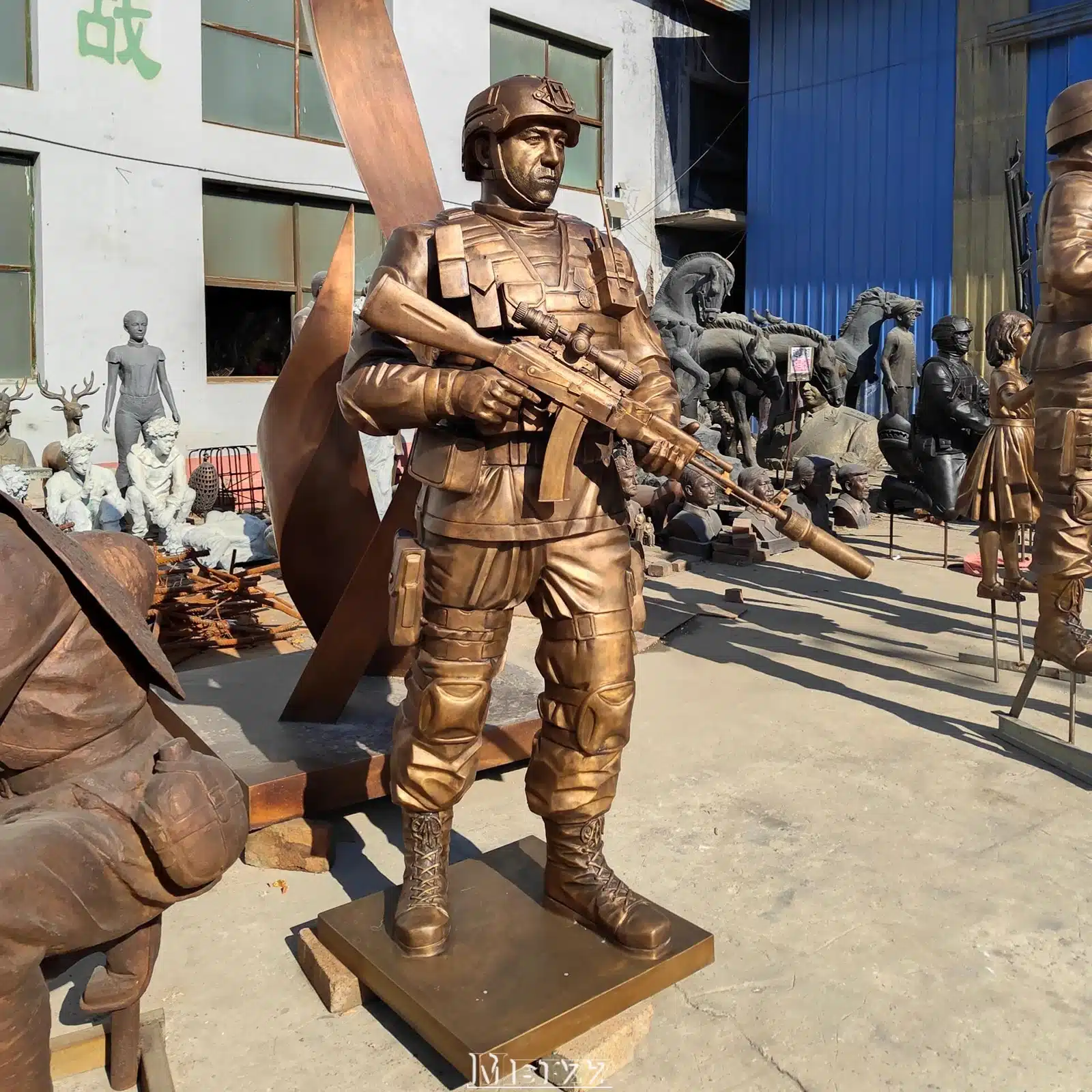 life size soldier statue (2) life size soldier statue