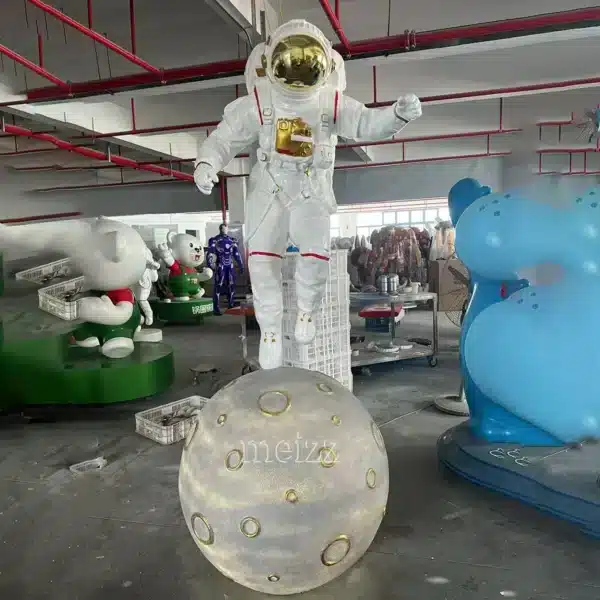 Astronaut on Moon Statue (3) Astronaut on Moon Statue