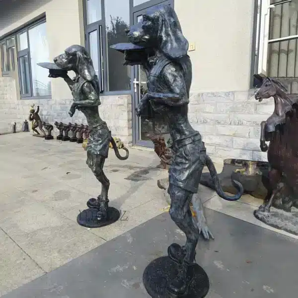 Dog Waiter Statue (2) Dog Waiter Statue