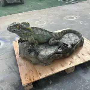 Iguana Garden Statue